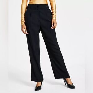 Women’s Bar III wide leg dress pants. Size large. Never worn.